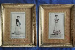 2 Modestiche "Costume Parisien", 1820/1821, antiker Rahmen