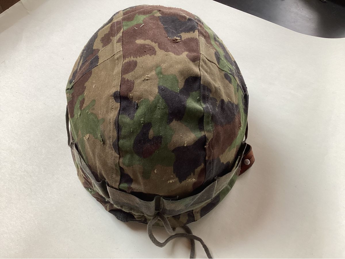 Schweizer Armee Uniformen: Helmbezug 90 – Gebraucht aus niederurnen von Hagugelmann 3