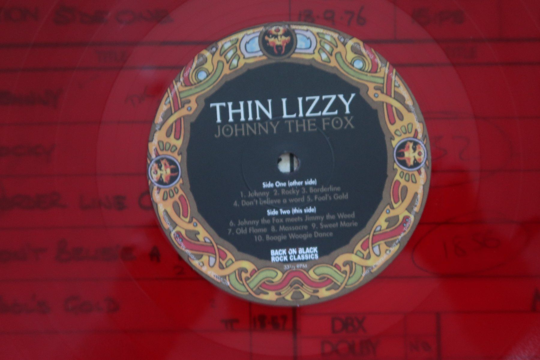 Dischi in vinile: THIN LIZZY - JOHNNY THE FOX - ROTES RED VINYL LP – Usato da Basel venduto da Patiscat 2