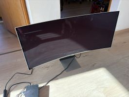 Samsung curved OLED Smart Gaming Monitor 34 Zoll