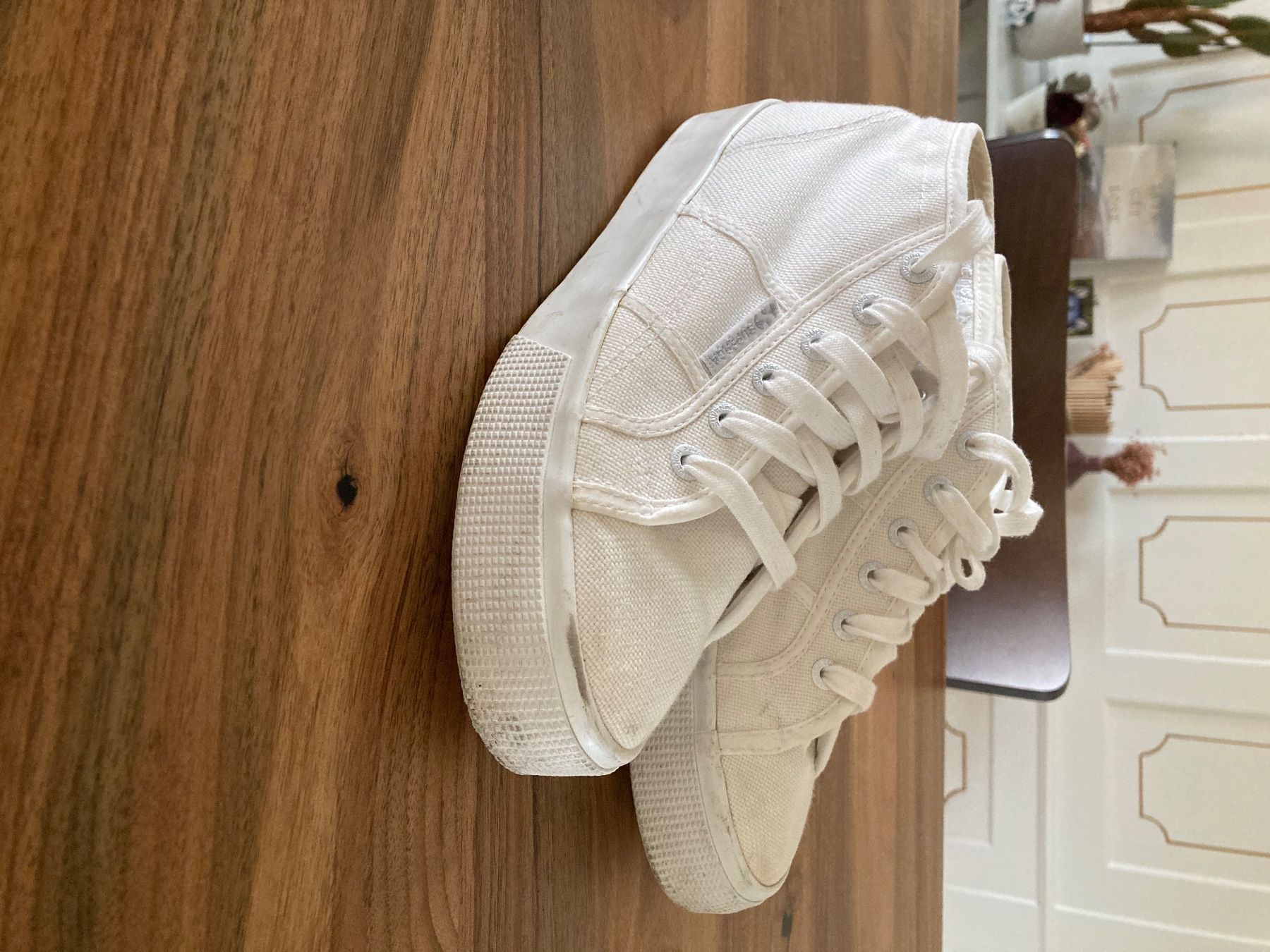 Superga Damenschuhe: Superga Sneaker weiss – Gebraucht aus St. Gallen von ros_7ynt