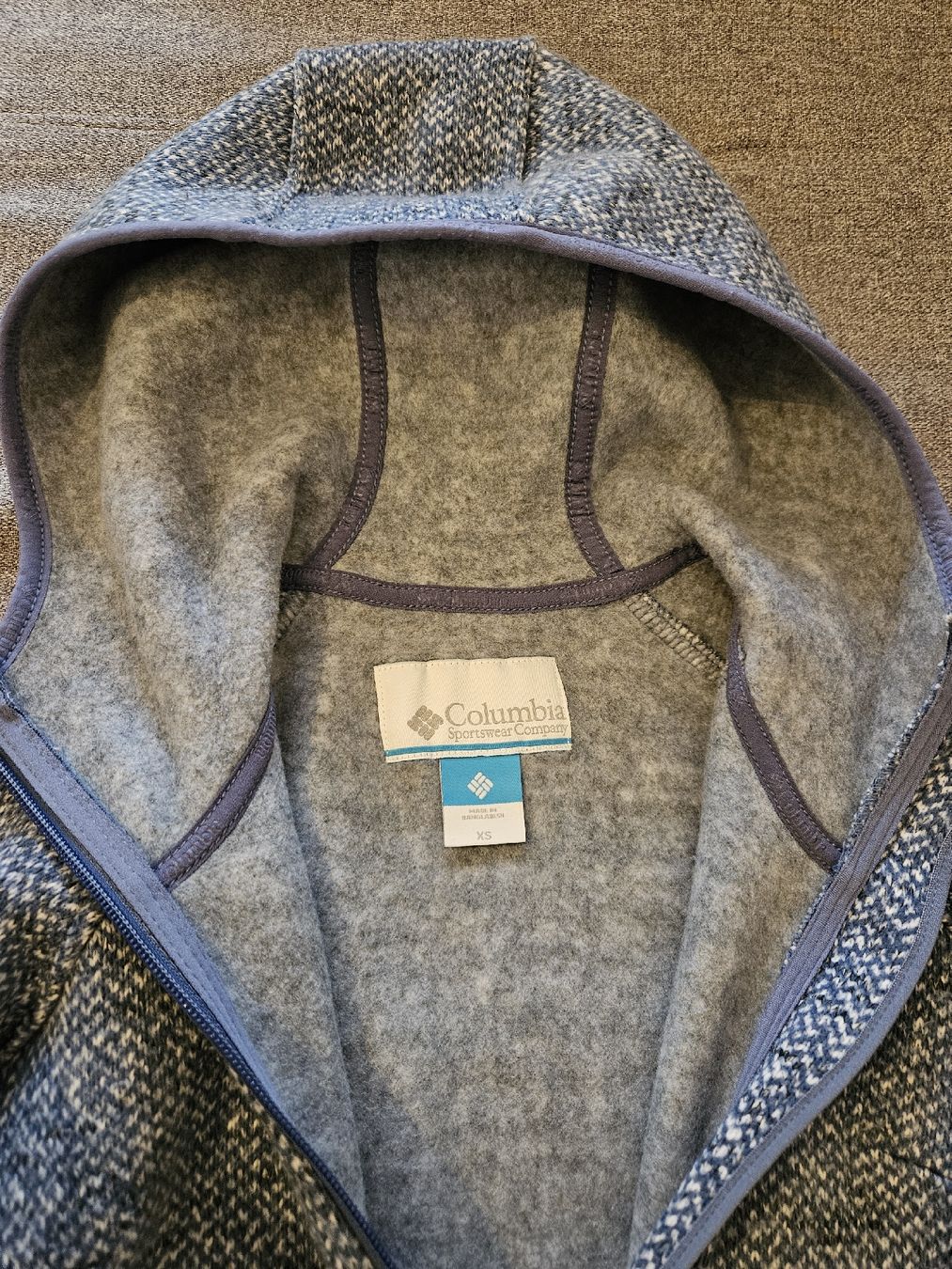 Columbia Pullover & Sweatshirts: Columbia Fleece Jacket XS – Neu (gemäss Beschreibung) aus Zürich von Marianna_V 1