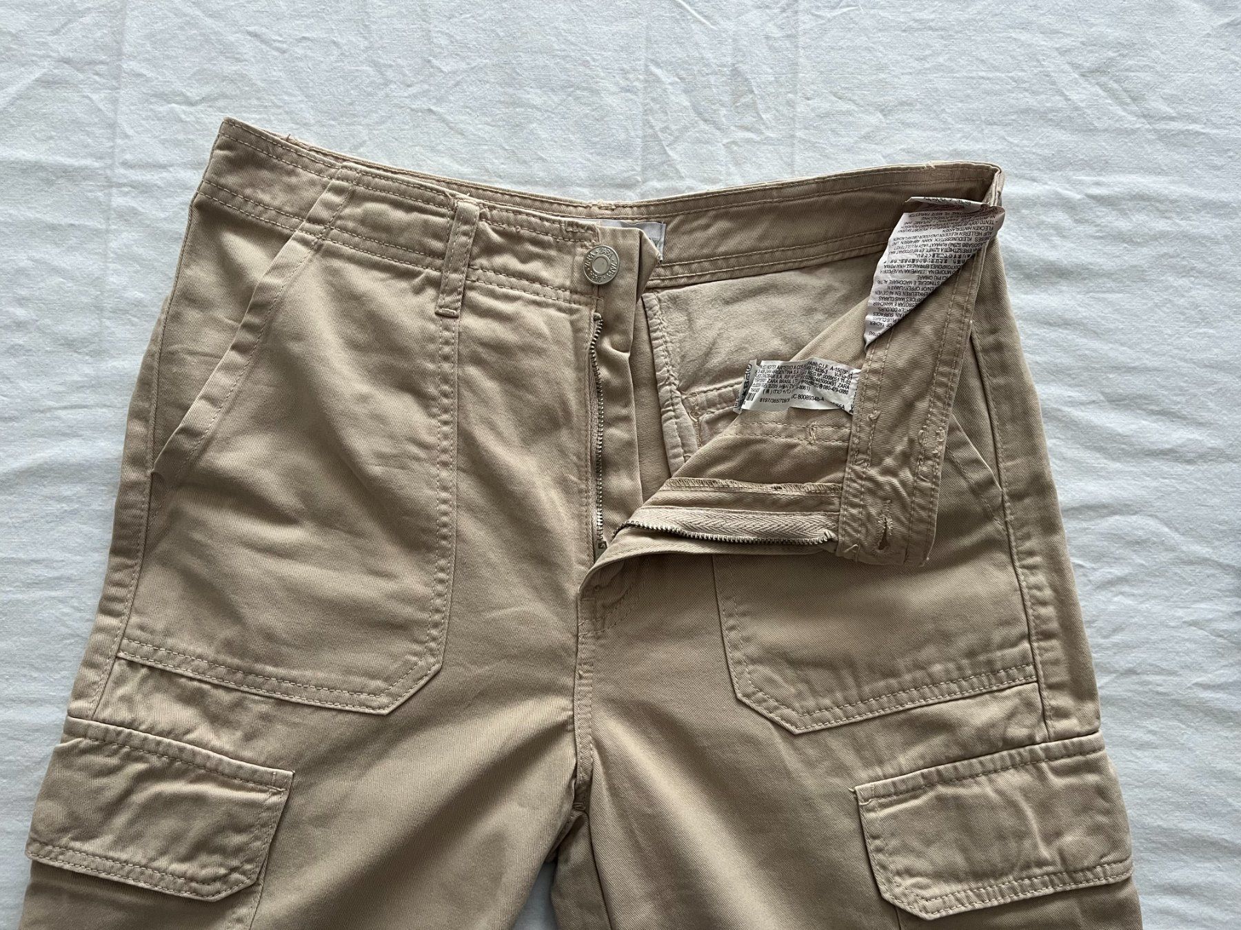 Zara Pantaloni: Damen Hose "Zara" Farbe beige Grösse 36 – Usato da Jona venduto da Flexer02 2