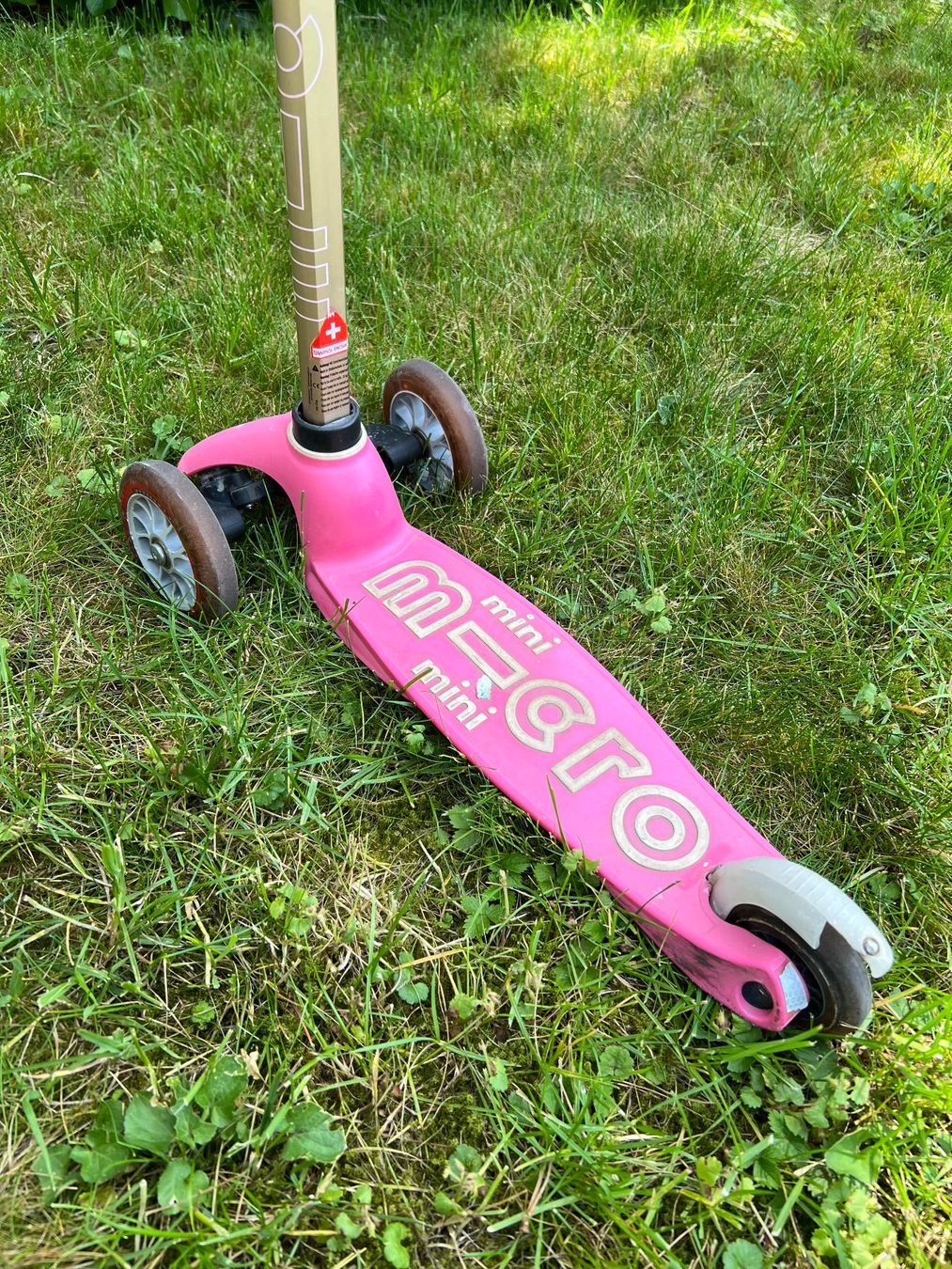 Micro Kickboard: Micro Mini Scooter Pink – Usato da Oberengstringen venduto da afaikzh 3