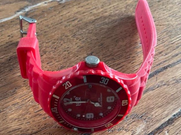 Orologi: Armbanduhr – Usato da Wettswil venduto da Venice3 2
