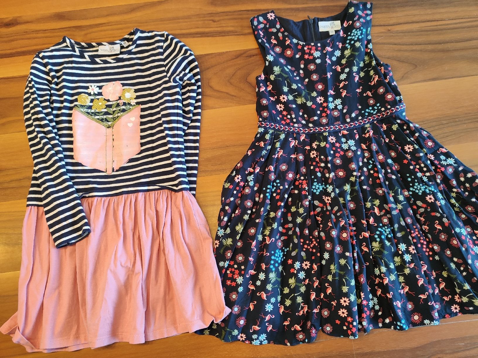 Lotti & Set di vestiti: 18 Kleider 122/128 – Usato da Bäretswil venduto da Foif5 2