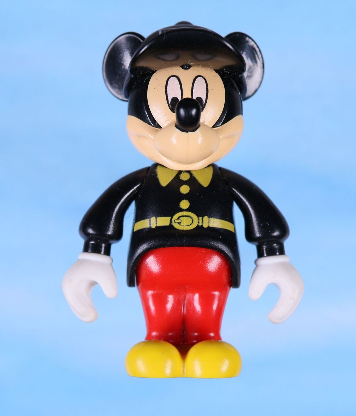 Lego Giocattoli: Lego Figur Mickey Mouse Figure with Red Pants, Black Fireman – Usato da Hettlingen venduto da Scholi99