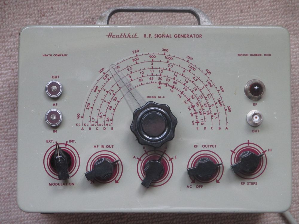 Heathkit R. F. SIGNAL GENERATOR SG8 Kaufen auf Ricardo