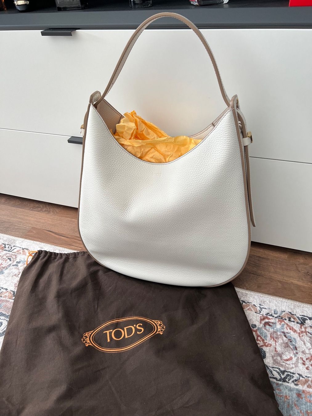 Tod'S Borse da donna: Tods Oboe Tasche NEU – Nuovo e nell'imballaggio originale da Endingen venduto da VanBerkel
