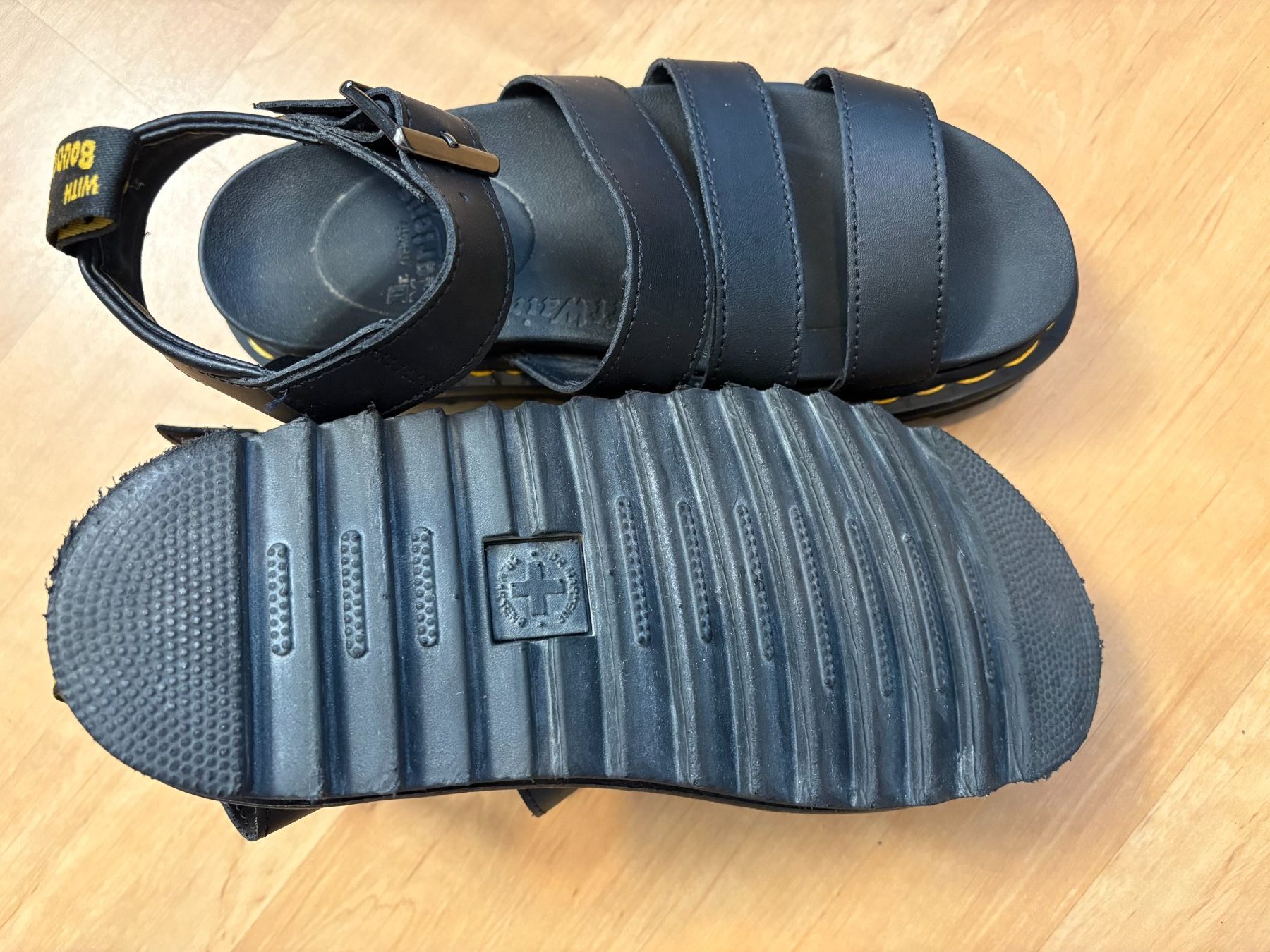 Dr. Martens Scarpe da donna: Plateausandalen Dr. Martens Gr. 37 – Nuovo (secondo la descrizione) da Willisau venduto da ani_gtk8 2
