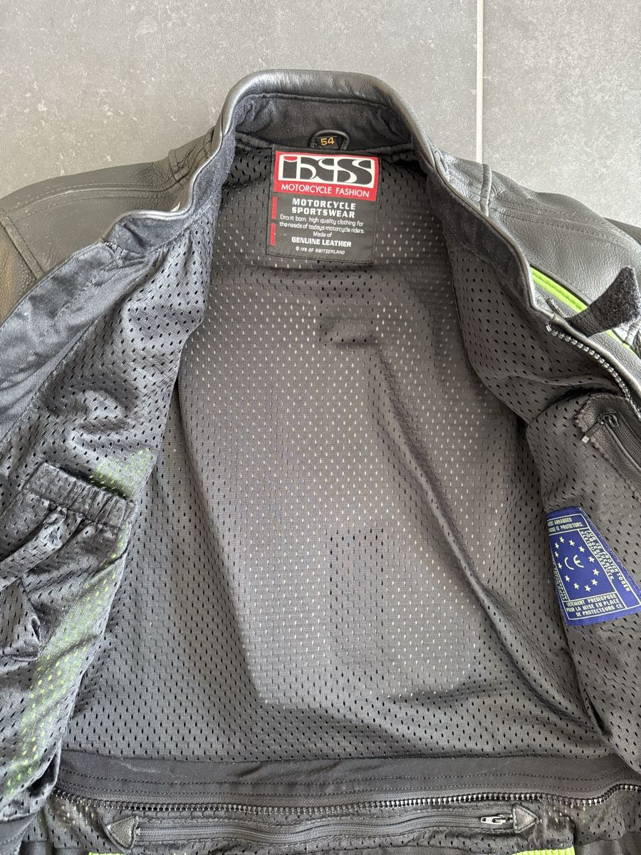 IXS Completi: Motorrad Lederkombi IXS Gr. 52/54 – Usato da Olsberg venduto da cool4u 3