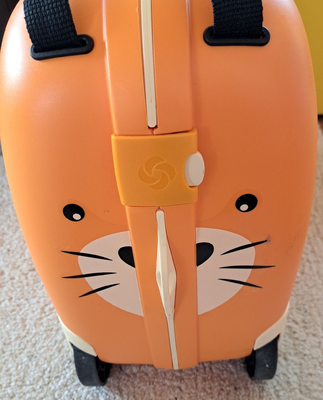 Samsonite Reisekoffer: Kinderkoffer Samsonite Tiger – Gebraucht aus Wolfhausen von Reto831 2