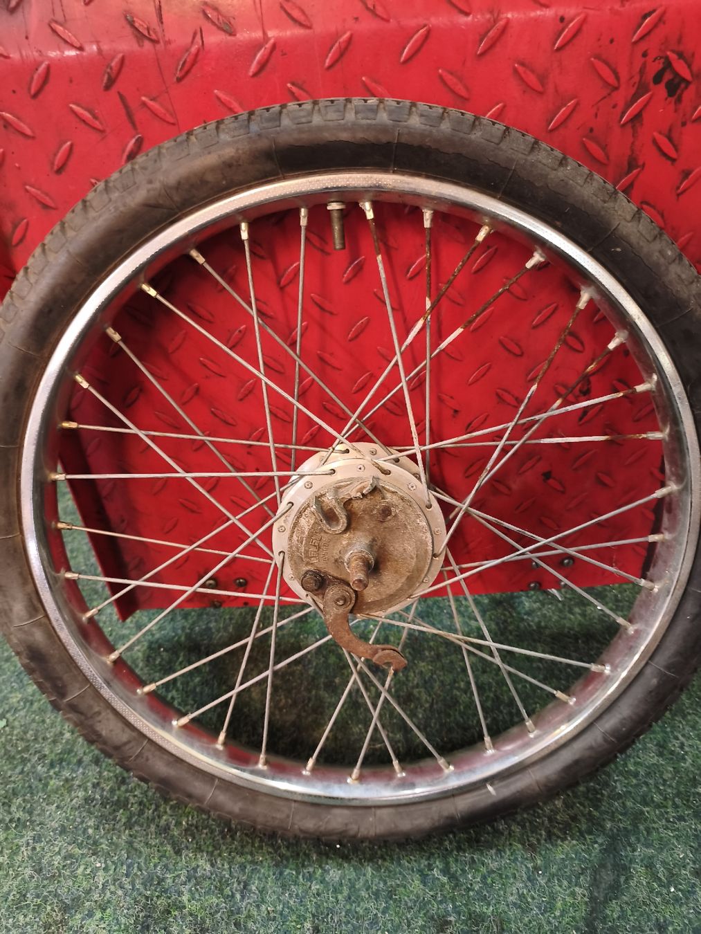 Puch Parti ricambio per ciclomotori: Original Puch Maxi Vorderrad  – Usato da Münchwilen TG venduto da Denso33
