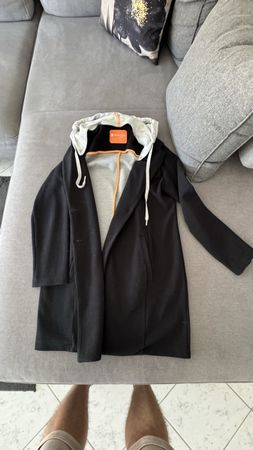 Street One Damen Kurzmantel Gr. 40 Schwarz – Kapuze 