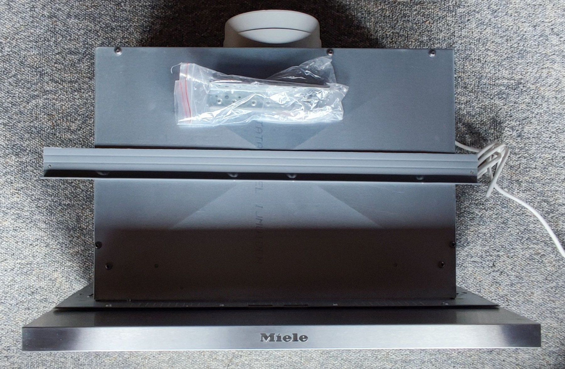 Miele Hottes de ventilation: Dunstabzug Miele – D'occasion à Les Pontins par ram_wy9s 1