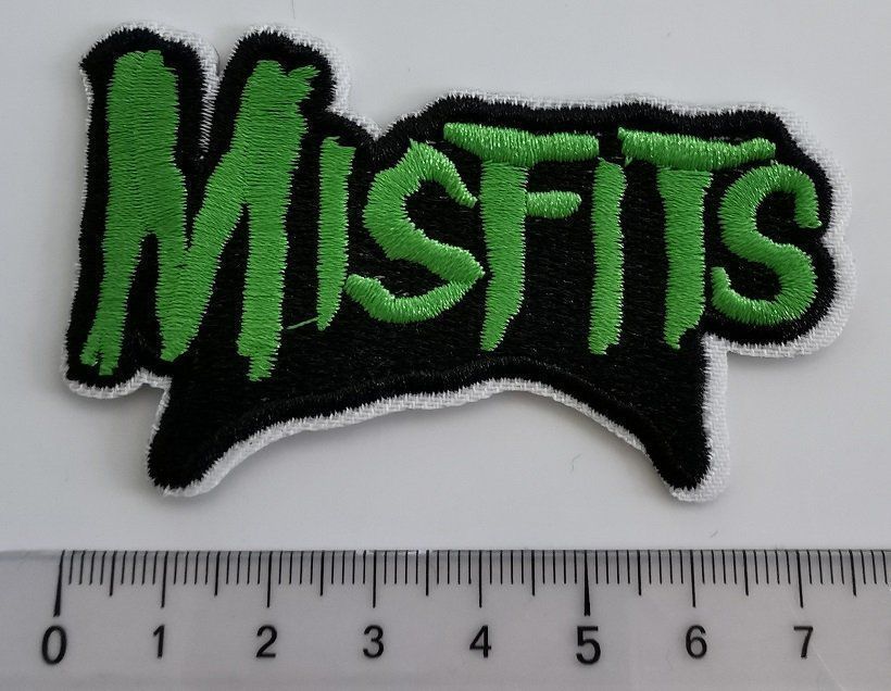 Toppe: Misfits - Aufnäher (neu) – Nuovo e nell'imballaggio originale da Wilen b. Wollerau venduto da morethanmusic