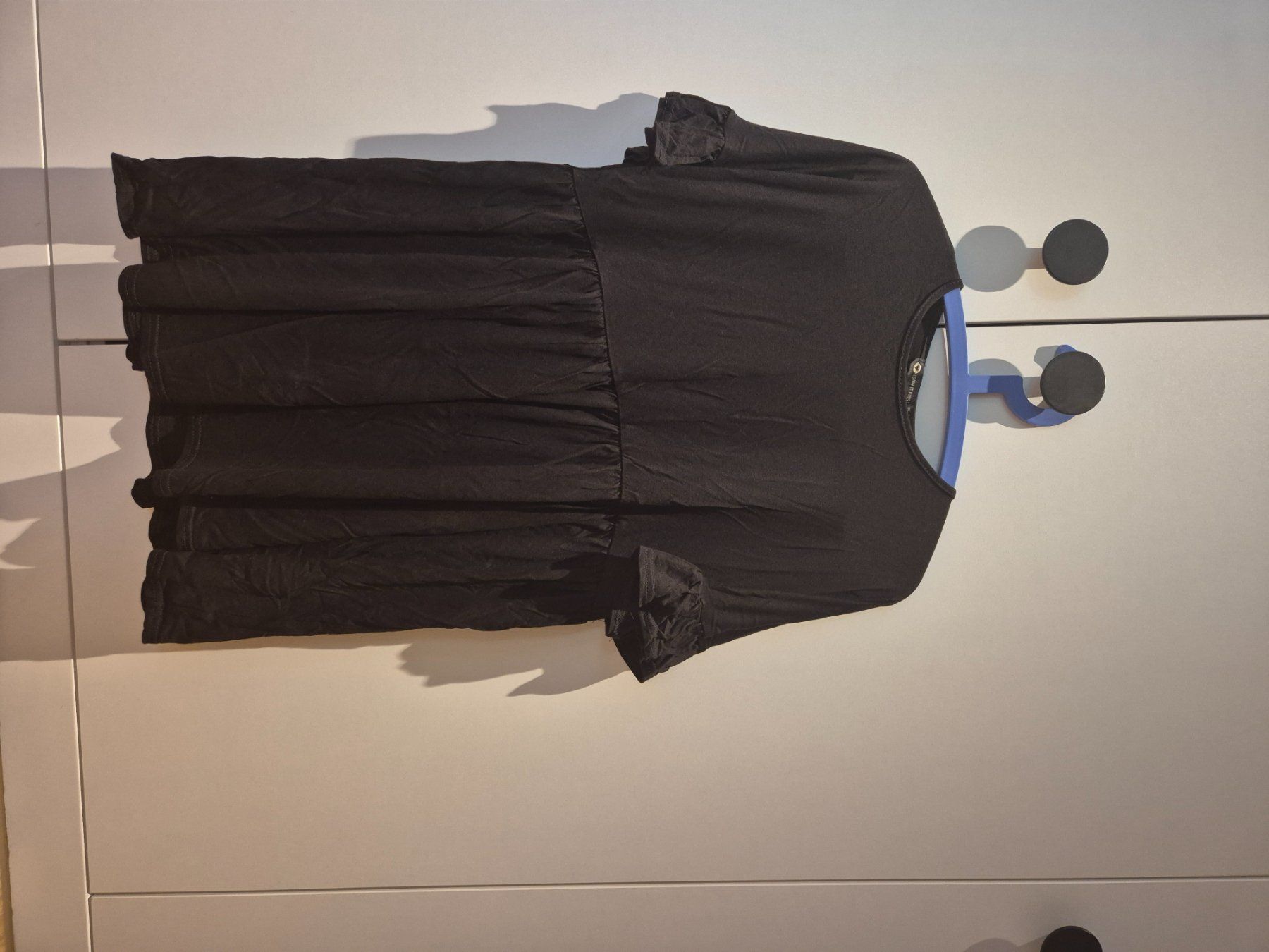 Kleider: Kurzes luftiges schwarzes Kleid – Gebraucht aus Kloten von gupnik 4