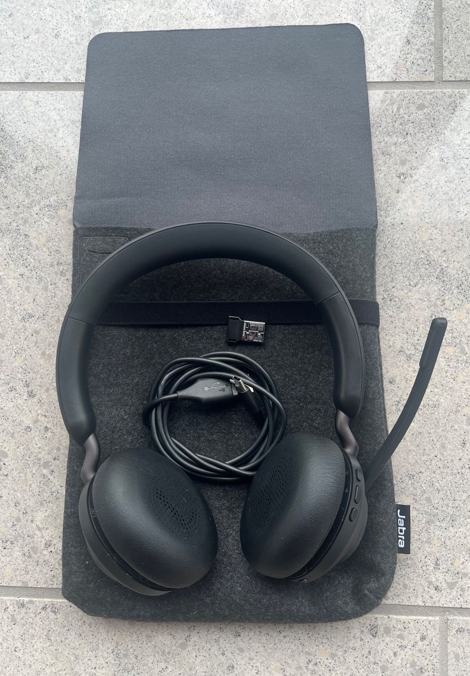 Jabra Kopfhörer: Jabra Evolve2 65 Headset mit USB-Dongle & Tasche – Gebraucht aus Rotkreuz von rom_5nyh