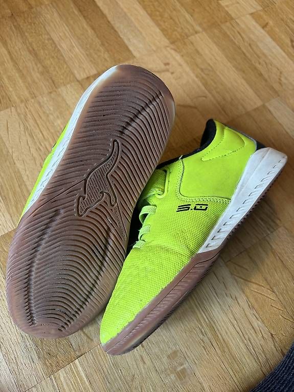 Schuhe für Jungen: KangaROOS – Gebraucht aus Bern von ann_gabrielle 1