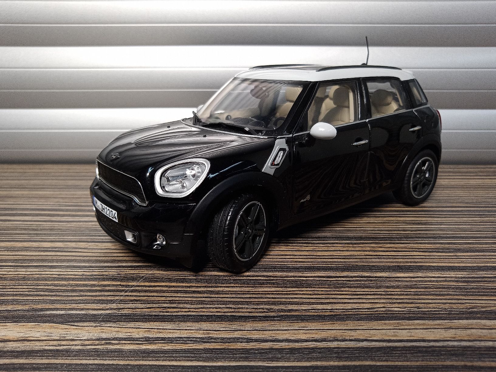 Cooper Modellautos: Mini Cooper S 1:18 Norev – Gebraucht aus Reiden von Zofi-Brocki