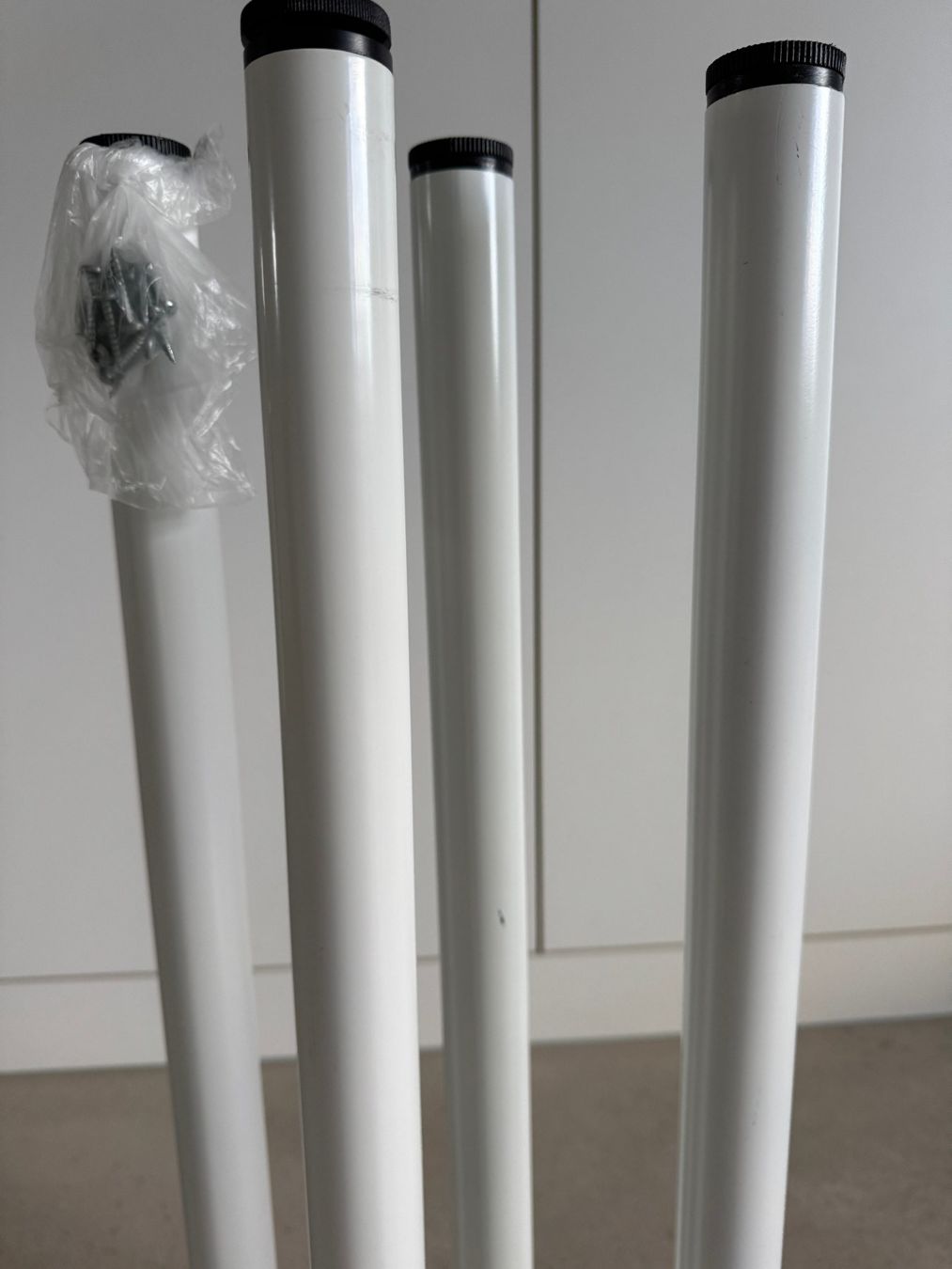 Ikea Sonstiges Mobiliar: weisse Tischbeine von IKEA – Gebraucht aus Hohenrain von Anirob 2