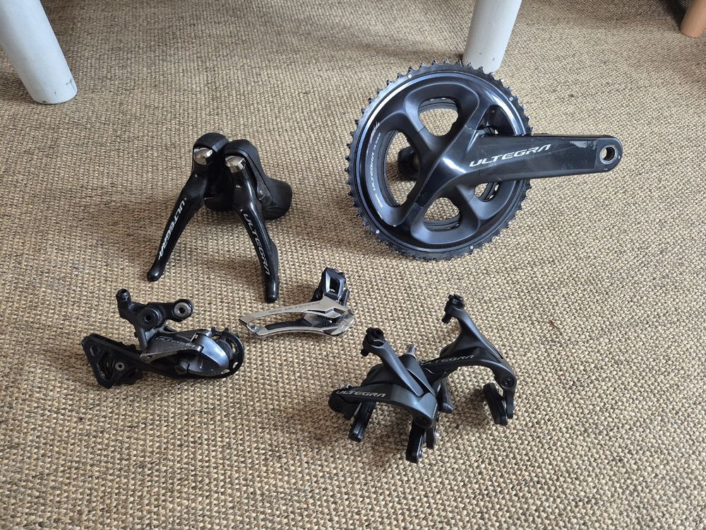 Ultegra r8000 11 fach (Gebraucht) in Luzern für CHF 405 – mit Lieferung ...