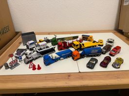 Spielzeugautos LKW Konvolut Modelle gebraucht gemischt