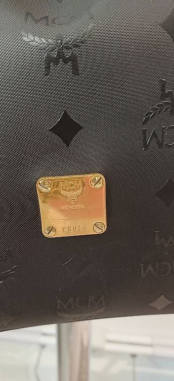 Sacs femmes: MCM Handtasche  – D'occasion à Roggwil TG par Mallorca015 1