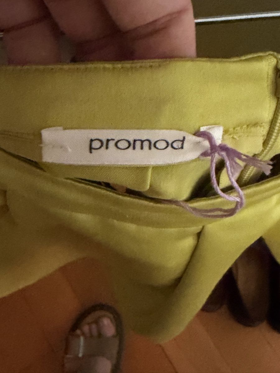 Promod Gonne: Promod Chartreuse Mini Skirt size S – Usato da Genève venduto da jud_xrl8 2