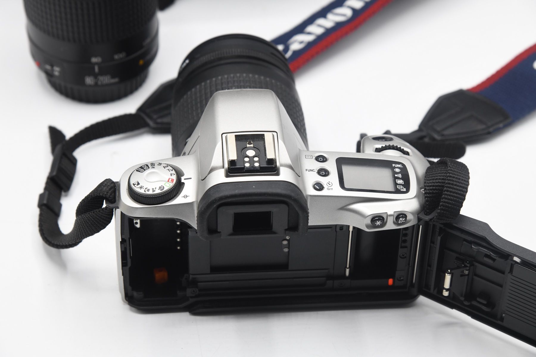Canon Fotocamera: Canon EOS 500N + 28-80mm + 80-200mm – Usato da Bellinzona venduto da CarpiFotoSA 5
