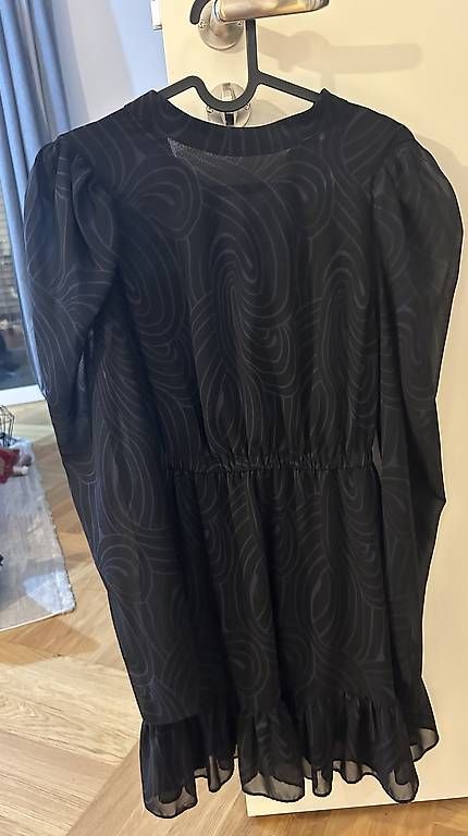 Zara Vestiti: Zara Kleid – Usato da Zürich venduto da gol_zrr2 2