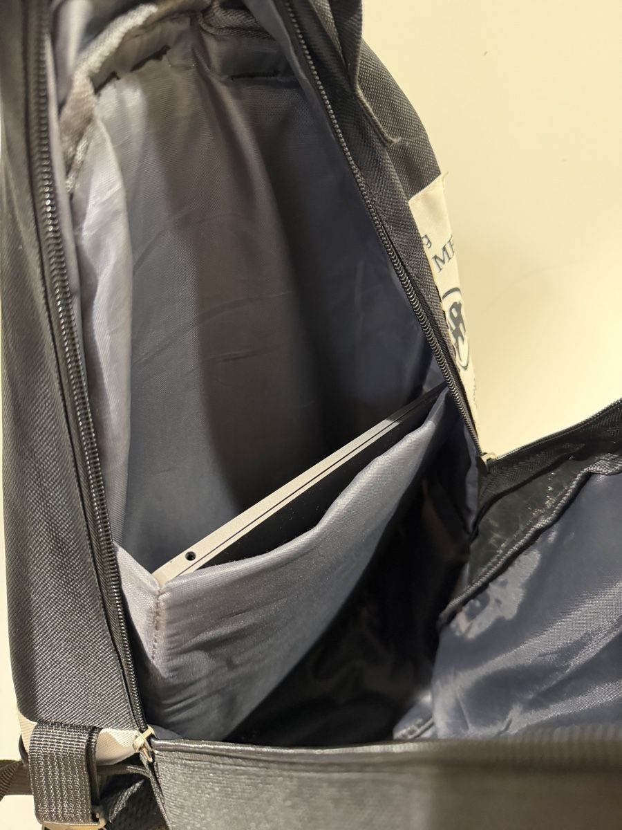 Sacs à dos: Laptop backpack  – D'occasion à Küsnacht ZH par guo_rnh6 1