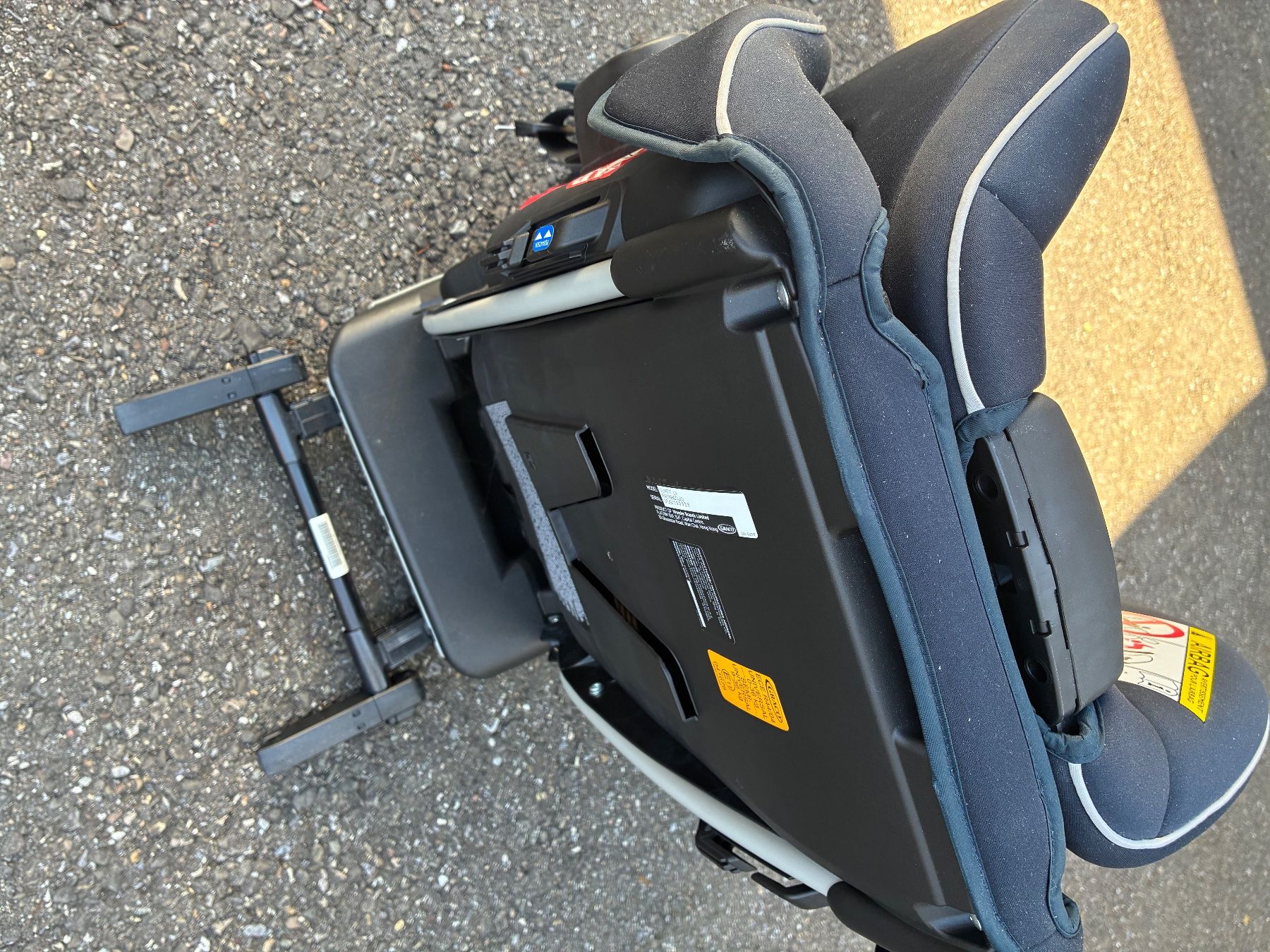 Auto-Kindersitze: Graco Kindersitz Slimfit LX – Gebraucht aus Malters von brunobuma66 3