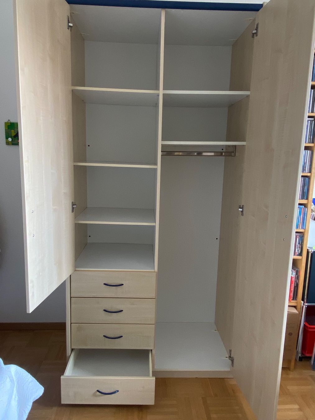 Armadi: Kleiderschrank – Usato da Thalwil venduto da Hcdavalanche 1