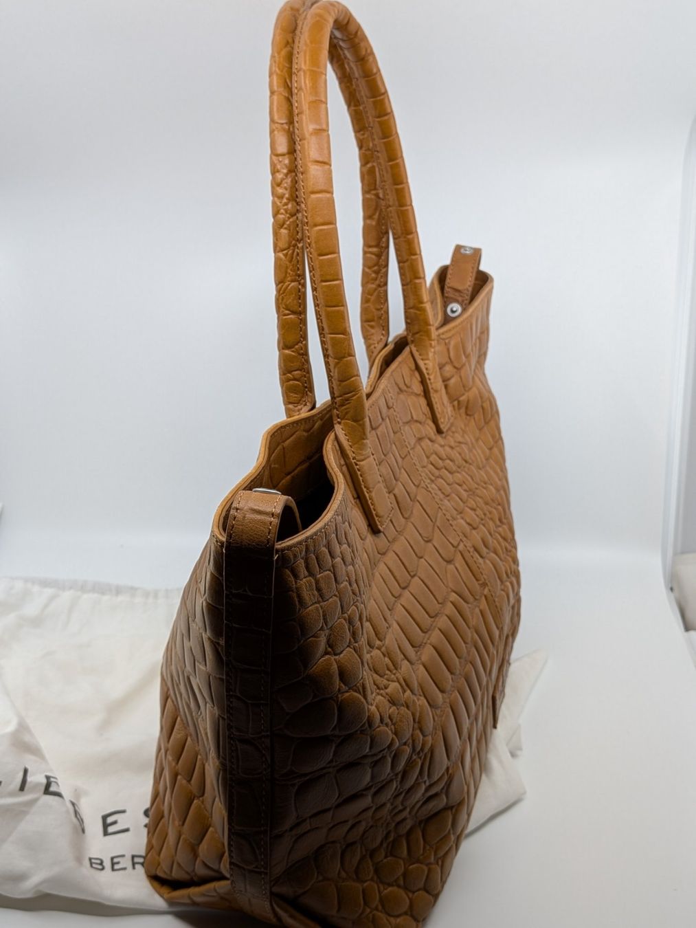 Liebeskind Sacs femmes: Liebeskind Tasche Shopper – D'occasion à Emmen par magelan 1