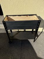 Hochbeet mit Untergestell und Rollen neuwertig