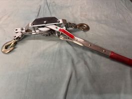 Handseilzug mit Stahlseil und Haken, neuwertig
