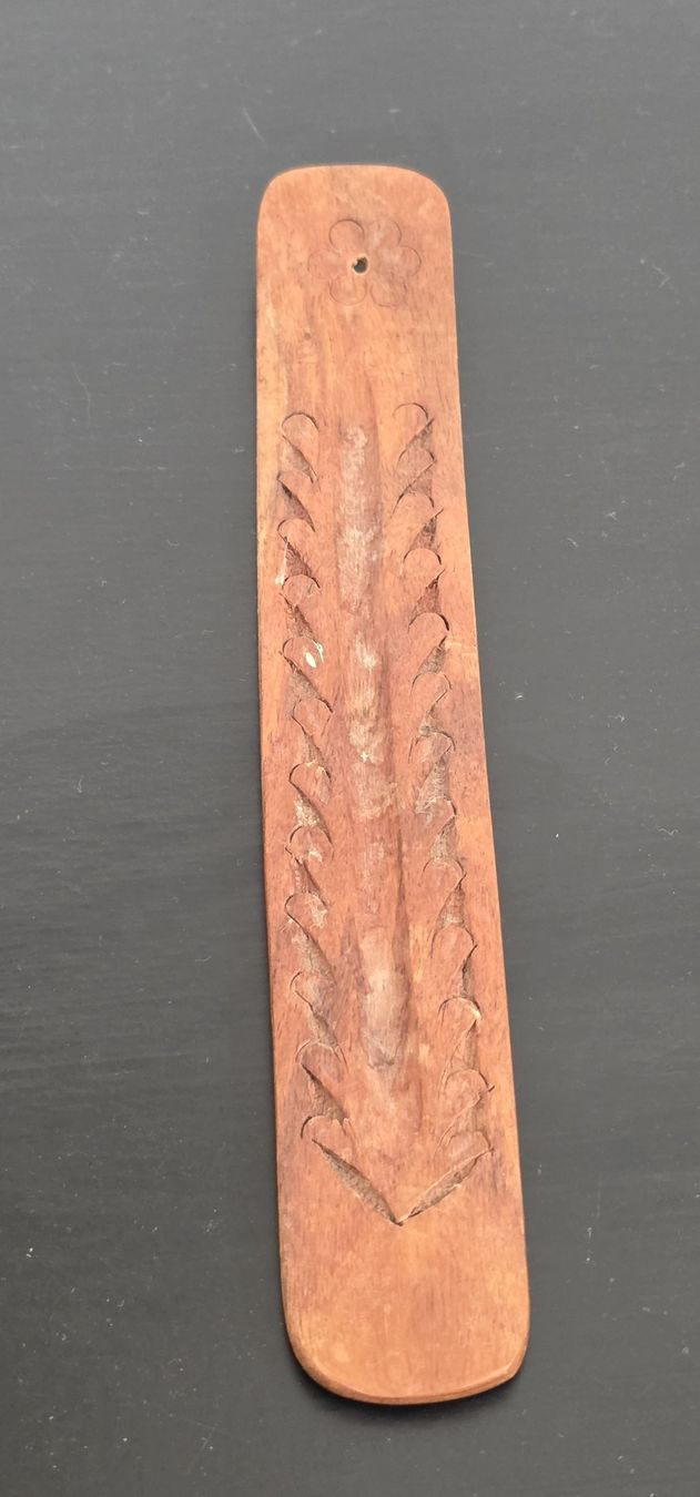 Bruciatori di incenso: Räucherstäbchenhalter Holz geschnitzt – Usato da Rheinsulz venduto da Gilea 1