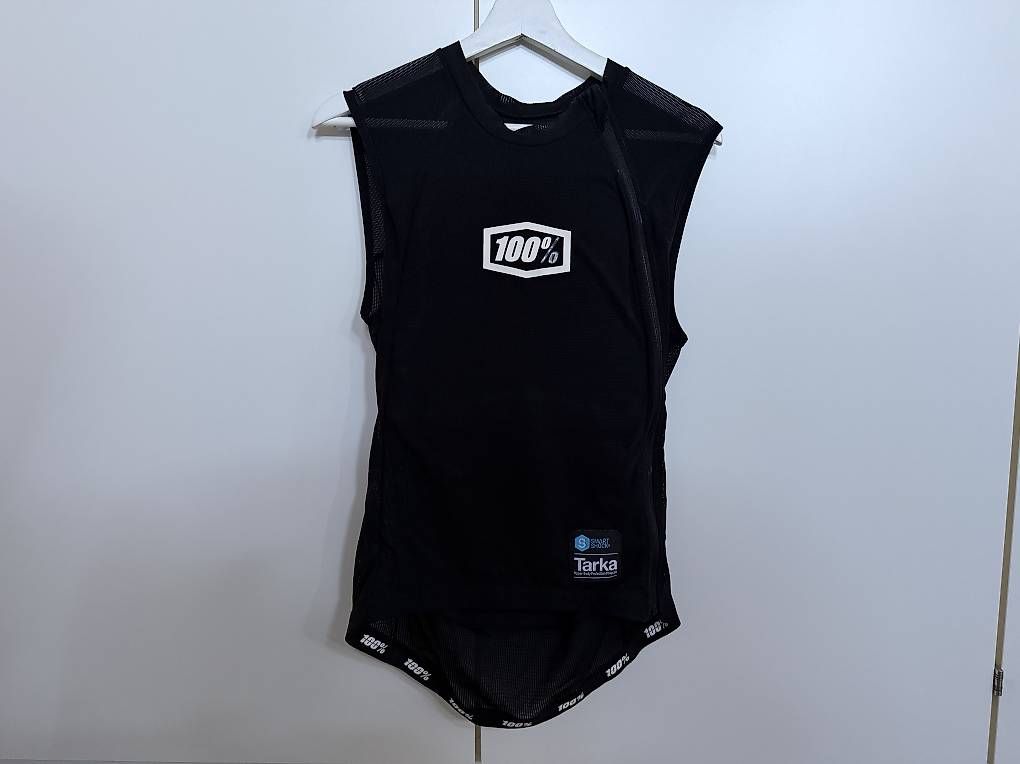 Protections: Tarka 100% Protektor Vest – D'occasion à Watt par PhilBrown 1