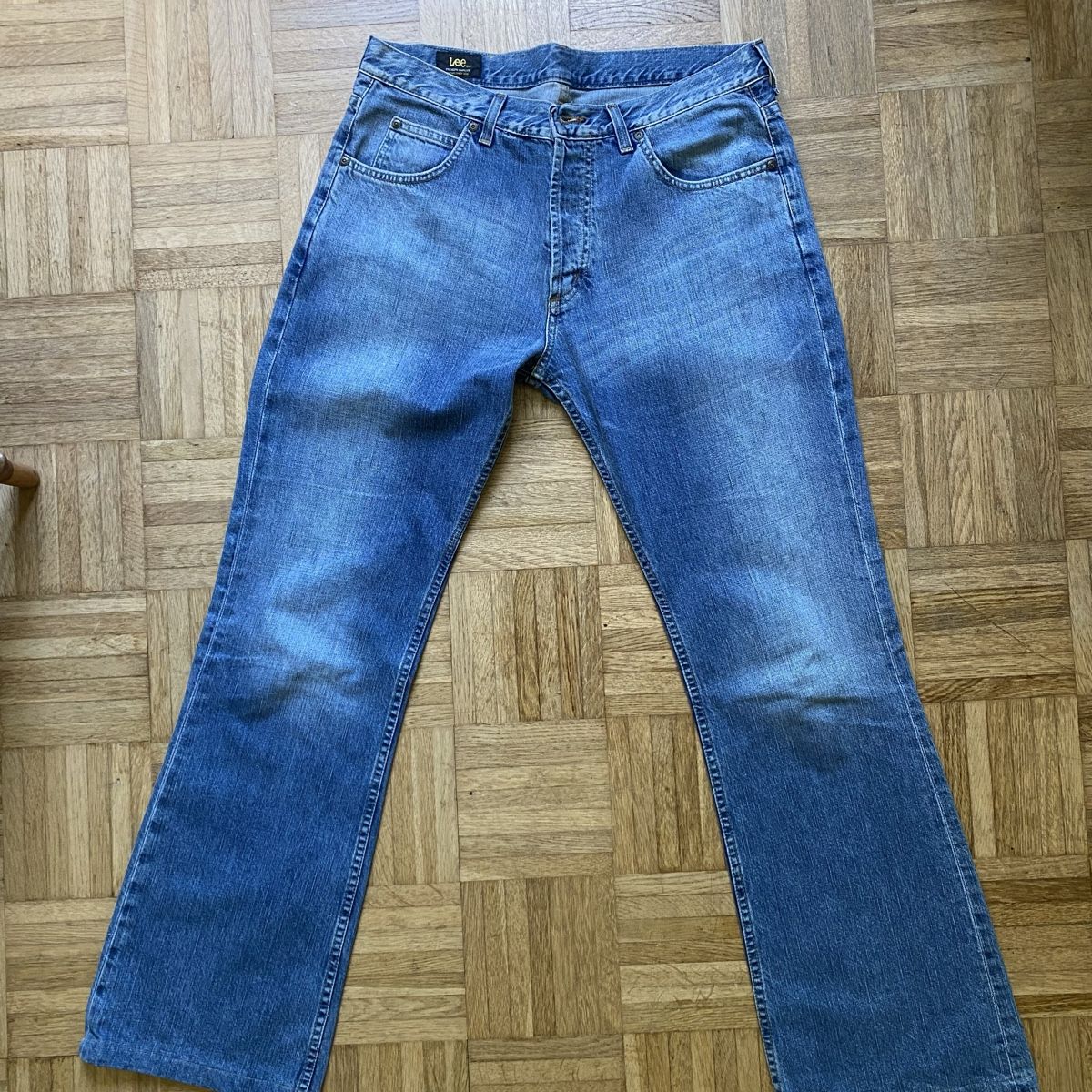 Lee Jeans: vintage lee jeans  – Usato da Bern venduto da den_9zpf