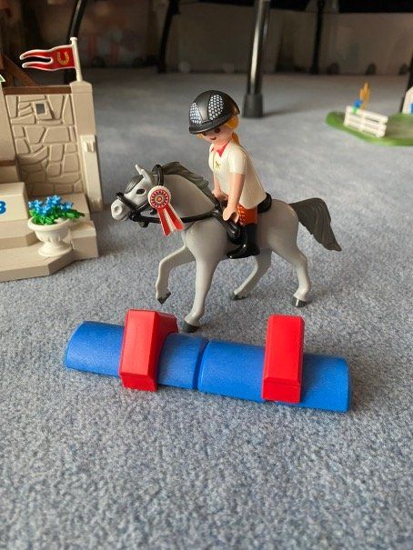 Playmobil Giocattoli: Playmobil - Reitturnier – Usato da Russikon venduto da Barolo17 2