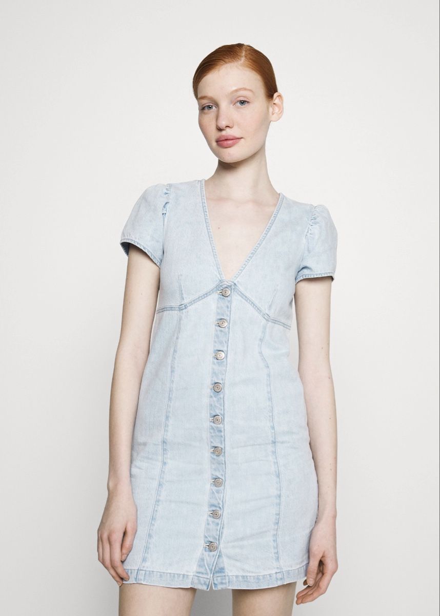 Levi's Vestiti: Levi’s Denim Dress – Usato da Esslingen venduto da zcu_76s2 2