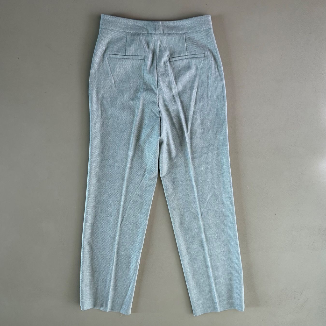 Zara Pantalons: hellgraue ZARA Hose 🩶 – D'occasion à zürich par vintage12 3