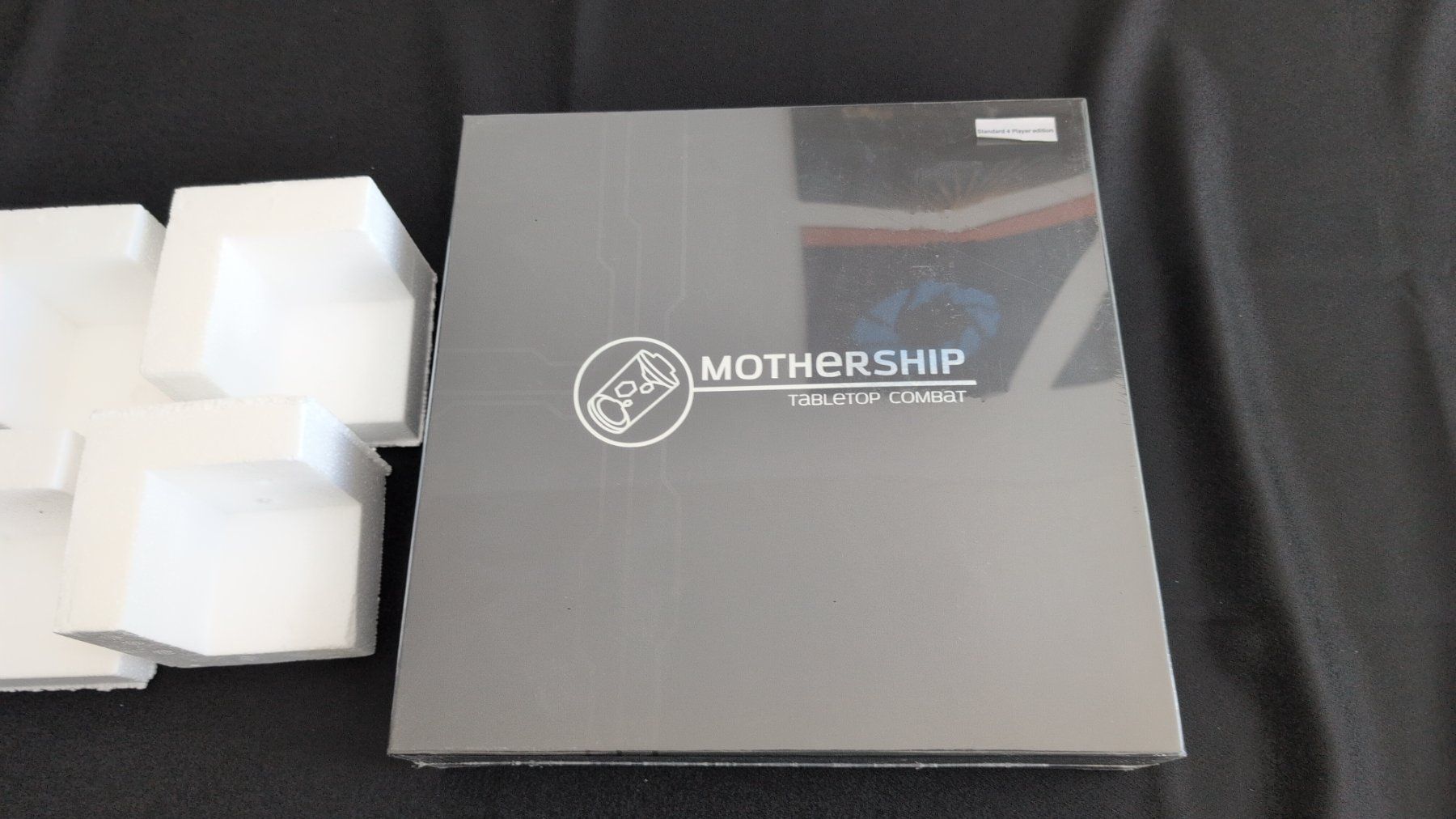 Spiele: Mothership Tabletop Combat Brettspiel – Neu und originalverpackt aus Winterthur von Tzen