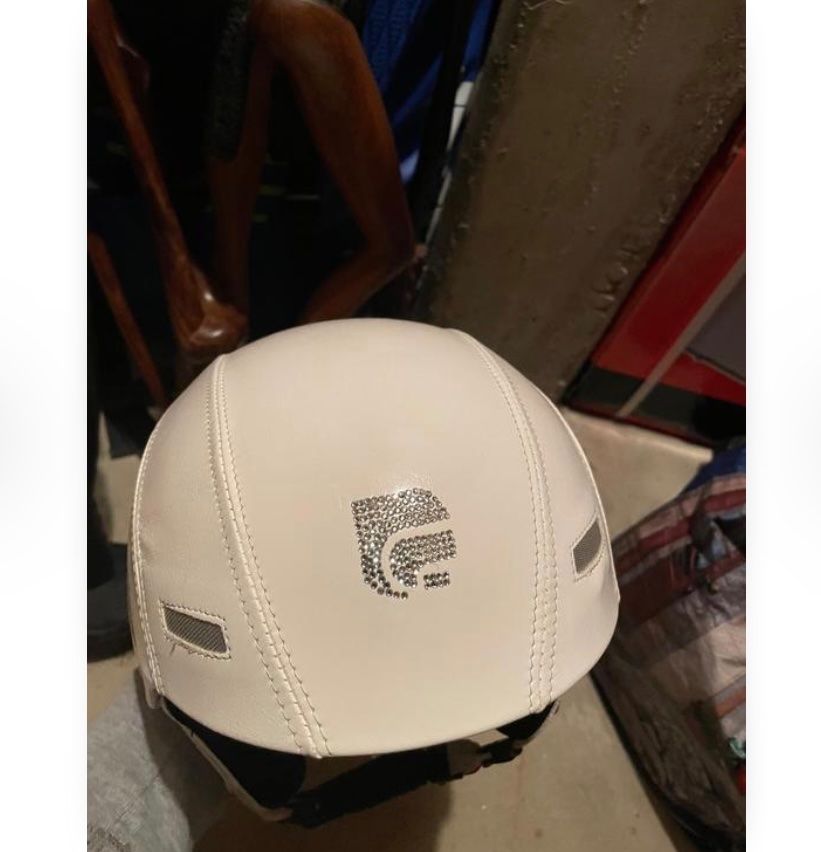 Caschi: Casque de ski Cairn taille S – Usato da Martigny venduto da gai_2l9l