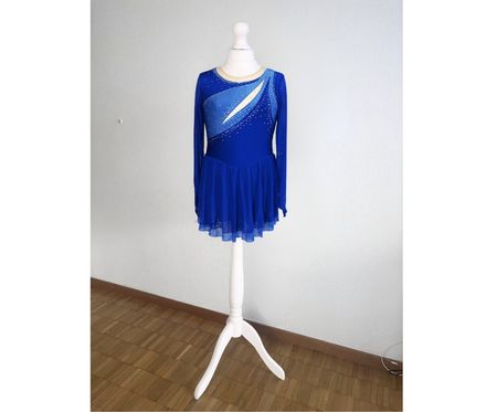 Eiskunstlauf Eislauf Kürkleid 10/ 134-140 neu mit Etikett