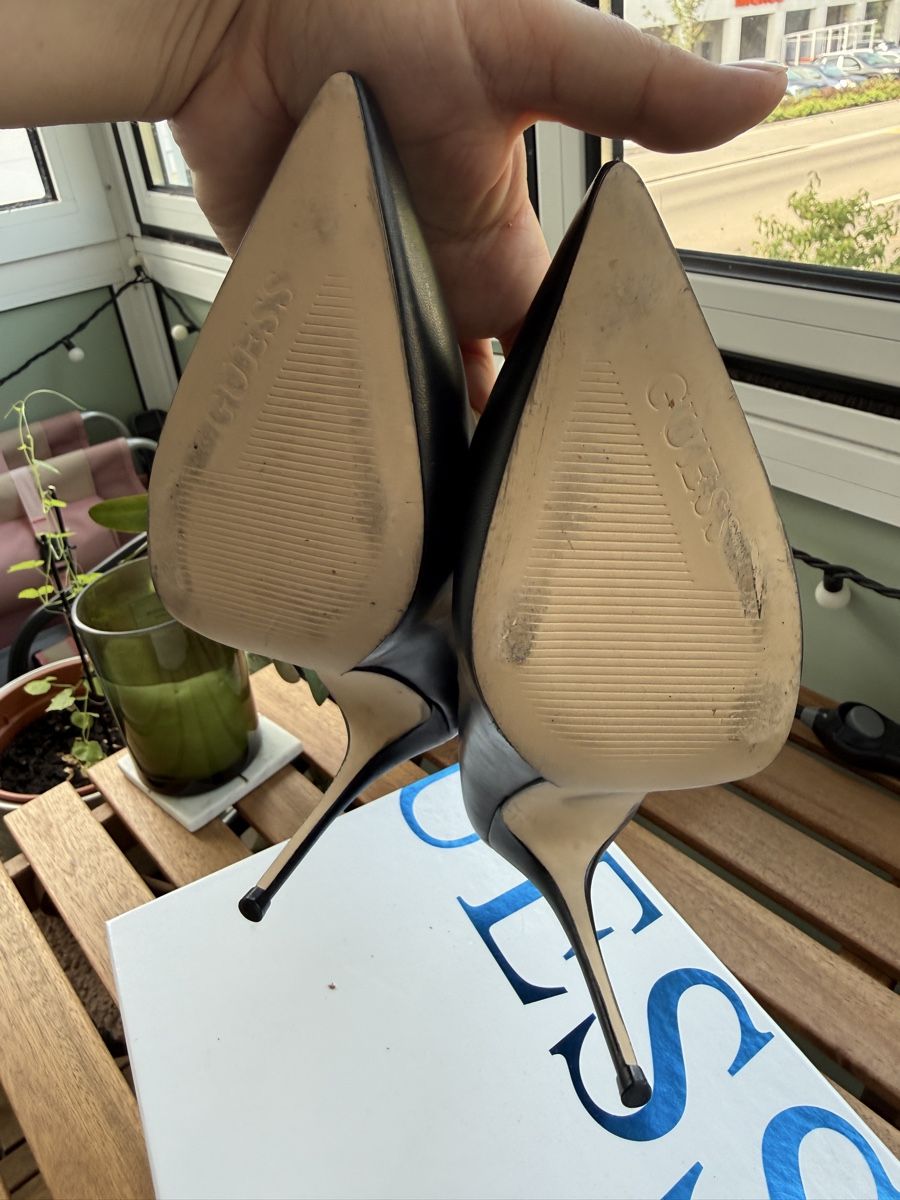 Guess Chaussures hommes: Guess High Heels Black Leather Size 39 – D'occasion à Winterthur par LeLe0606 4