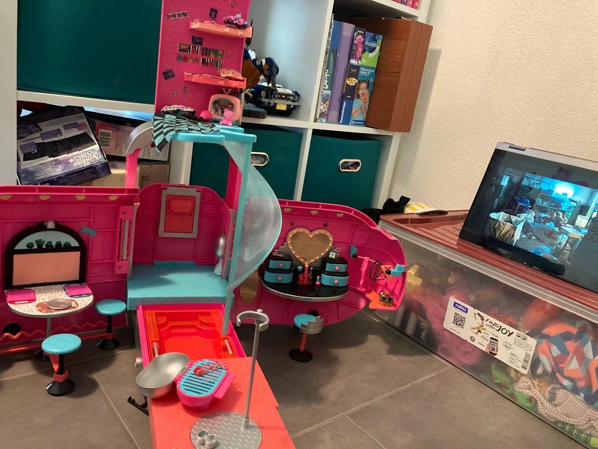 Spielzeuge: LOL Camper – Gebraucht aus Hinwil von chl_n6rp 4