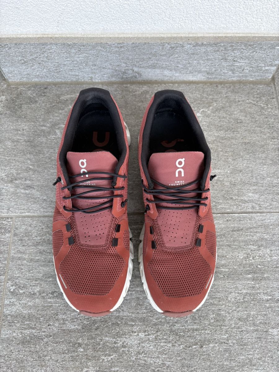 On Damenschuhe: On cloud tg 40 – Gebraucht aus Giubiasco von cel_qlw7 1