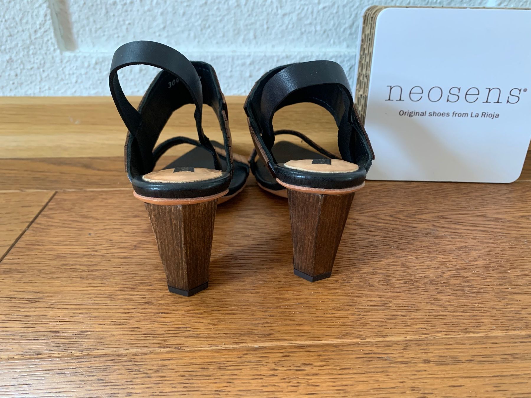 Neosens Damenschuhe: Neosens Perle 3094 wood black Gr.37 – Neu (gemäss Beschreibung) aus Zürich von finsti 4